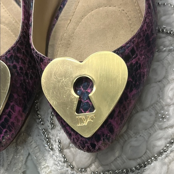 DVF Heart-Embellished Fushia Python Flats - Picture 5 of 16